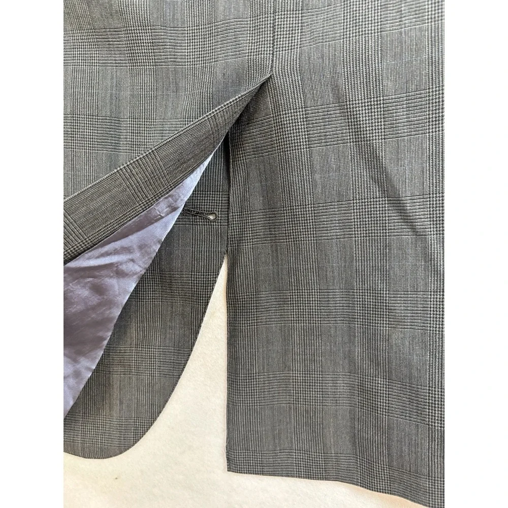 Jos A Bank Mens 42R Sport Coat Gray Wool Glen Plaid Two Button Jacket‎ Classic